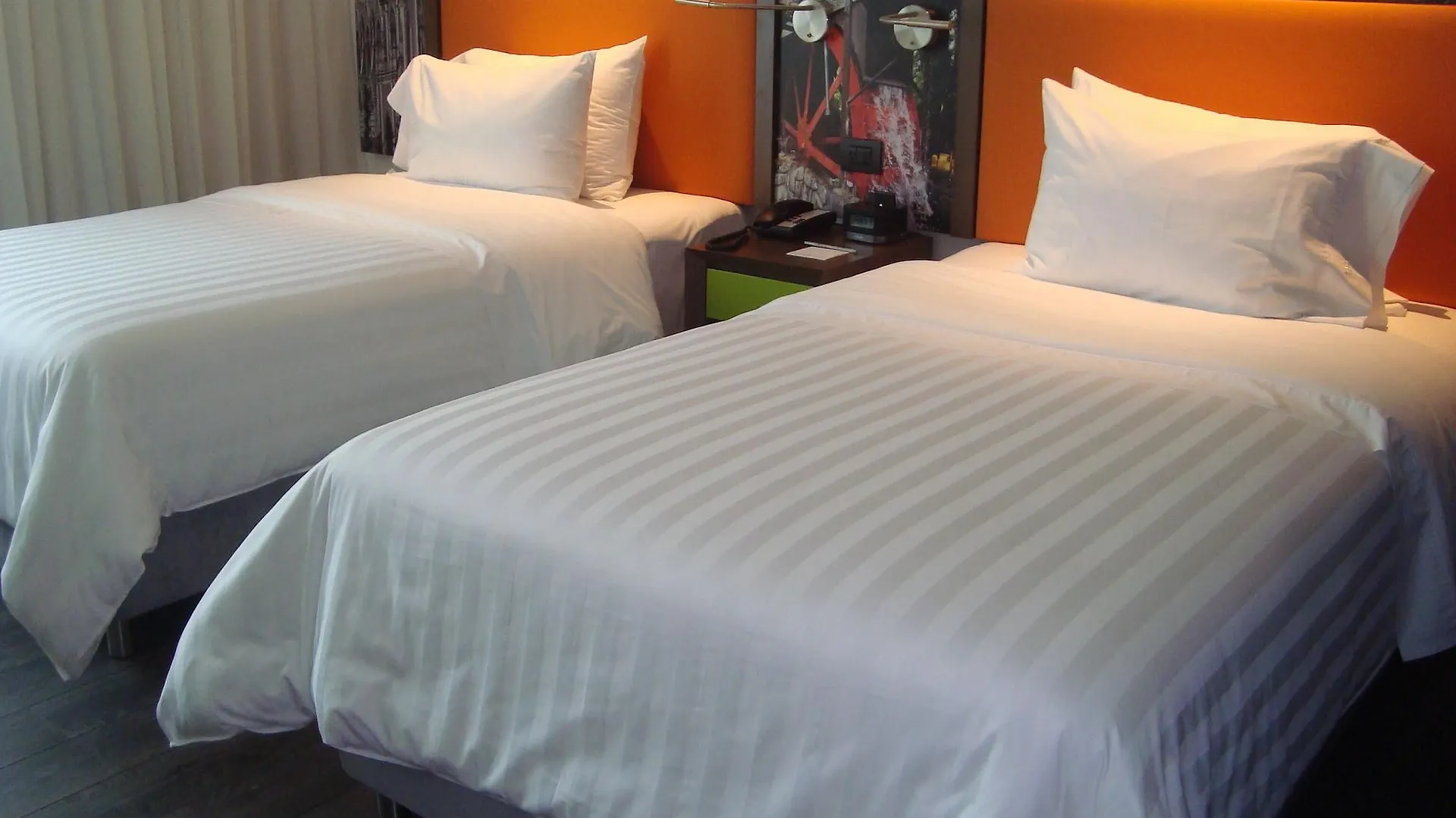 Hotel Hampton By Hilton Cali 4*,