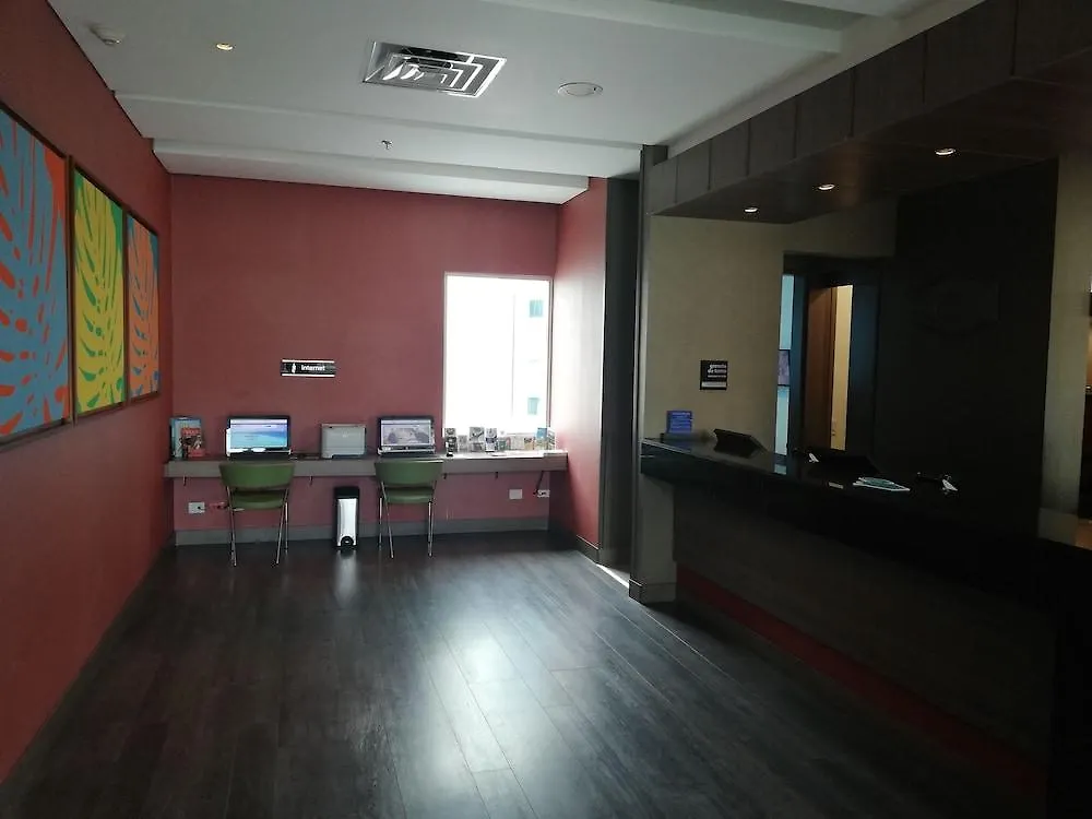 Hampton By Hilton Cali Hotel Colombia