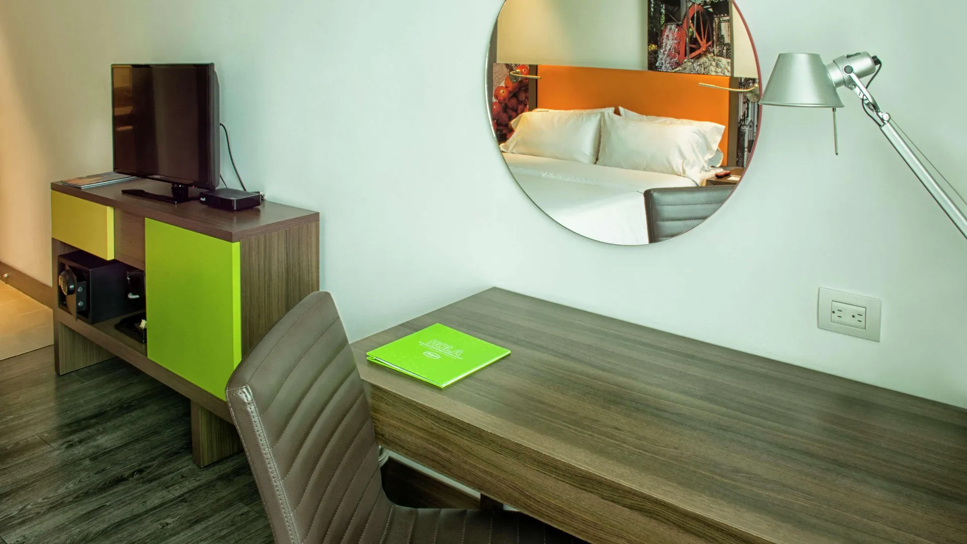 Hampton By Hilton Cali Hotel 4*,