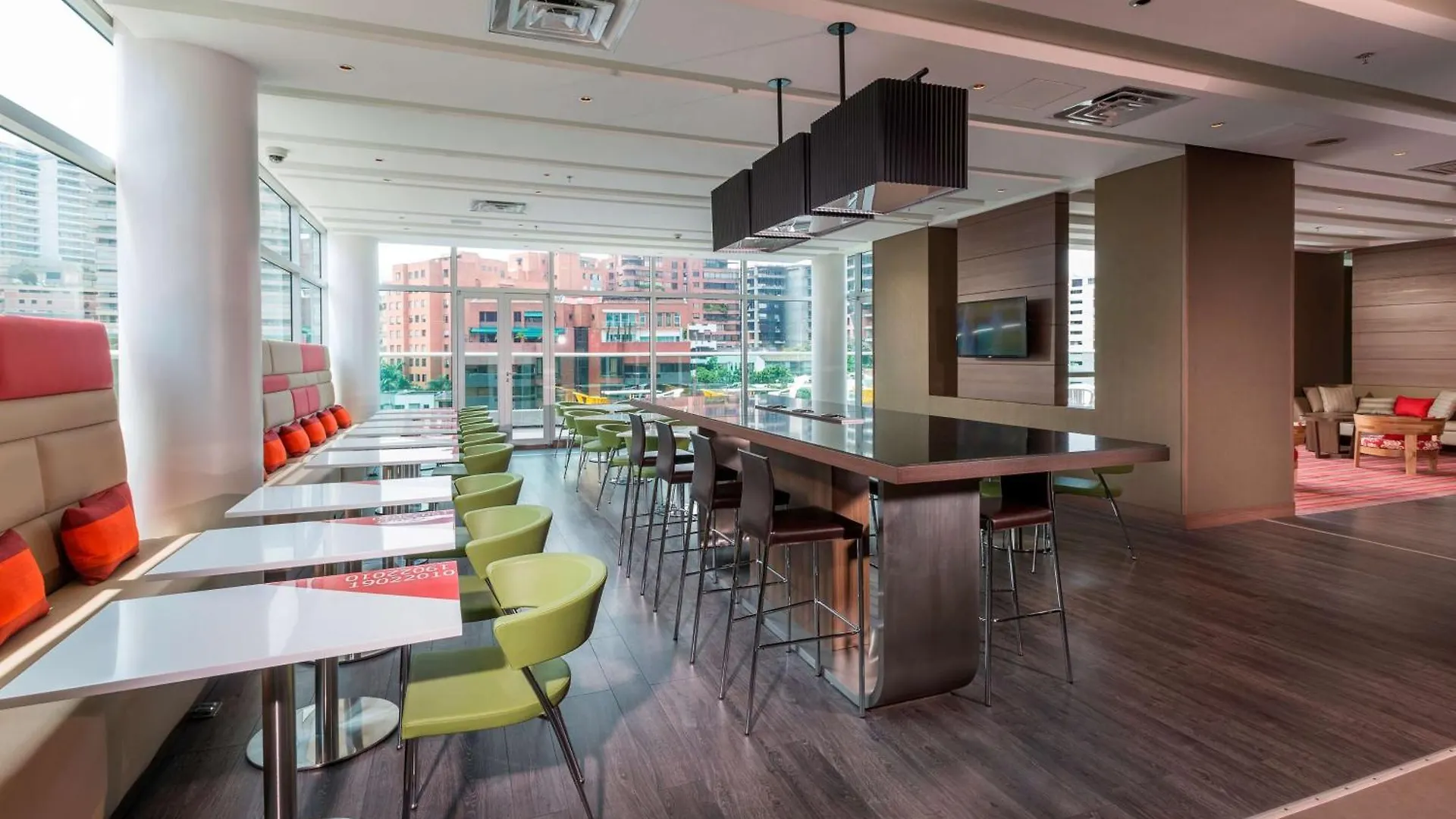 Hampton By Hilton Cali Hotel 4*,  Colombia